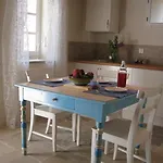Apartment Dolphin And