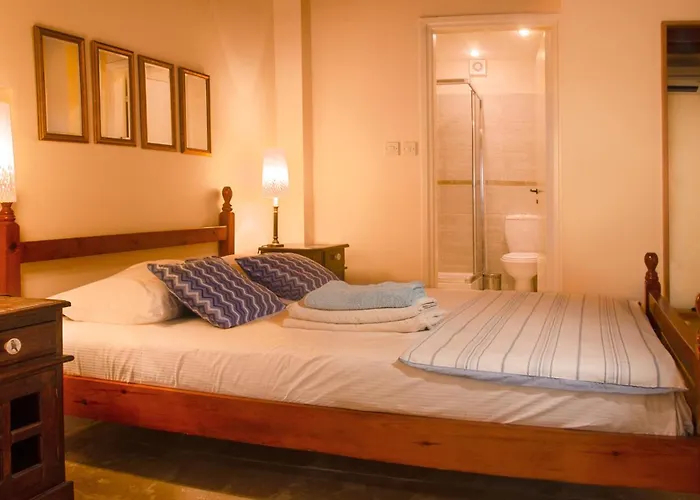 Dolphin And דירה